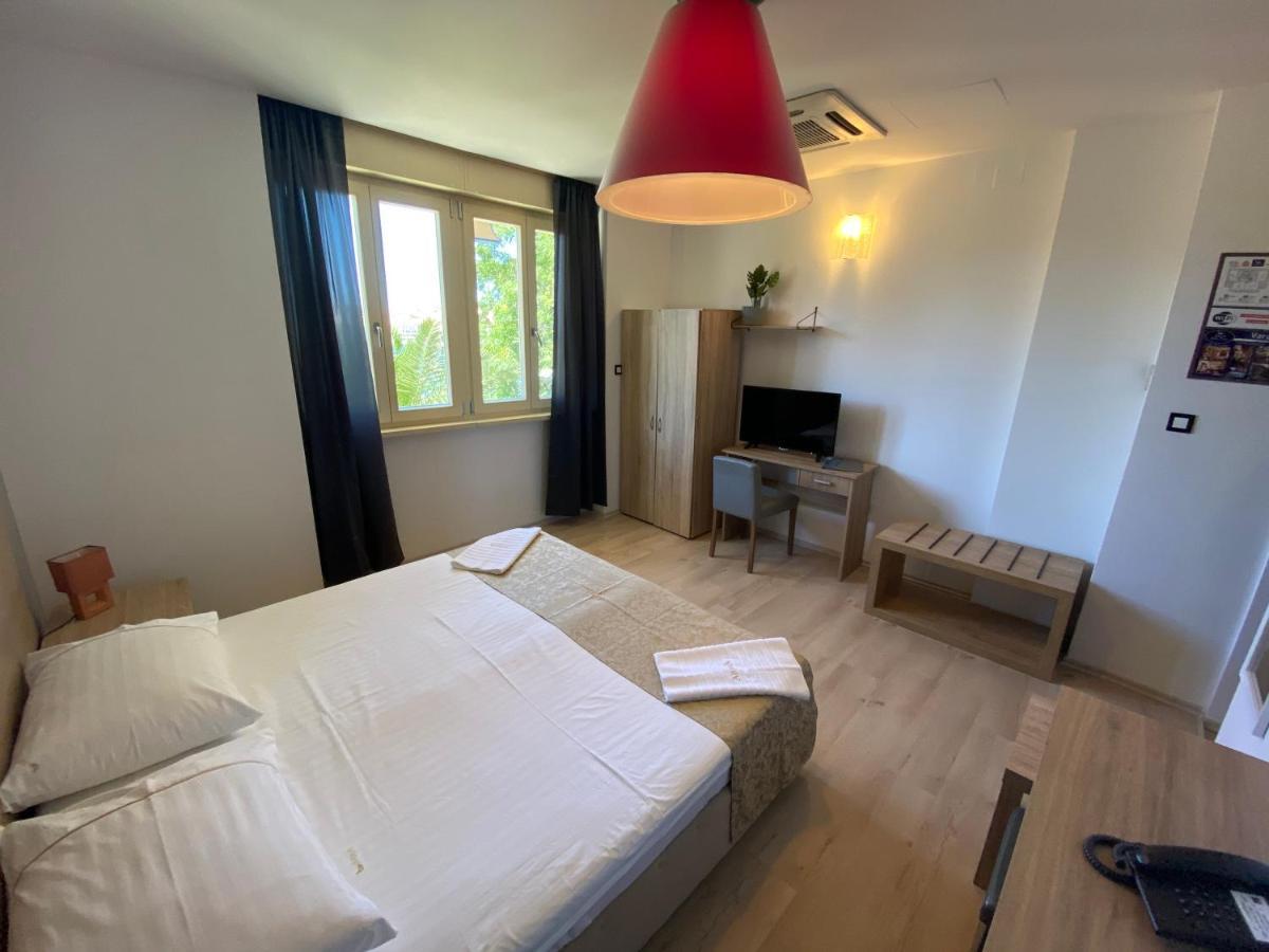 Villas Arbia - Magdalena By The Beach Banjol Ngoại thất bức ảnh