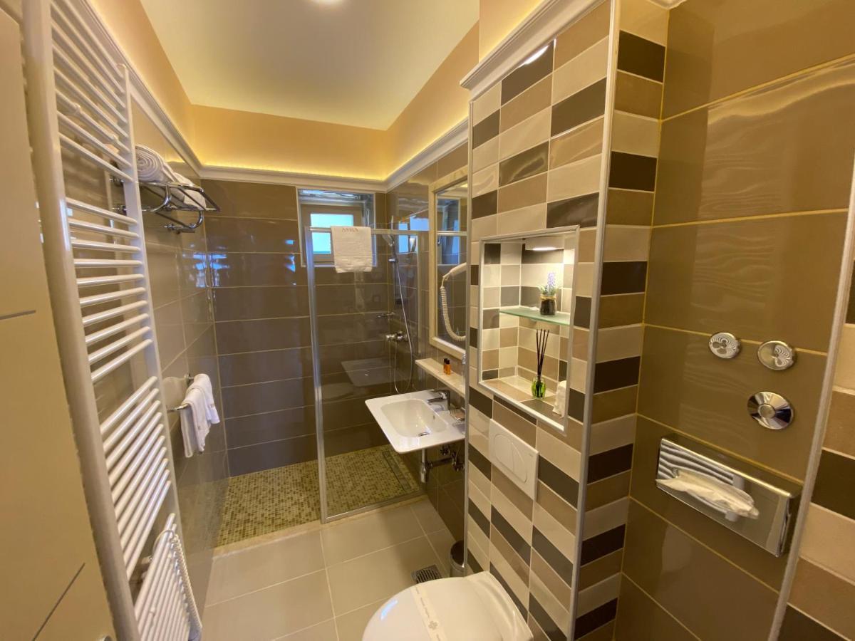 Villas Arbia - Magdalena By The Beach Banjol Ngoại thất bức ảnh