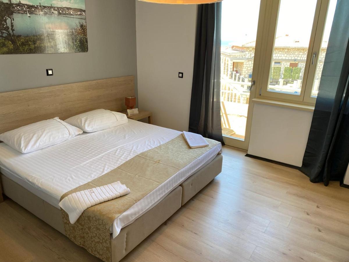 Villas Arbia - Magdalena By The Beach Banjol Ngoại thất bức ảnh